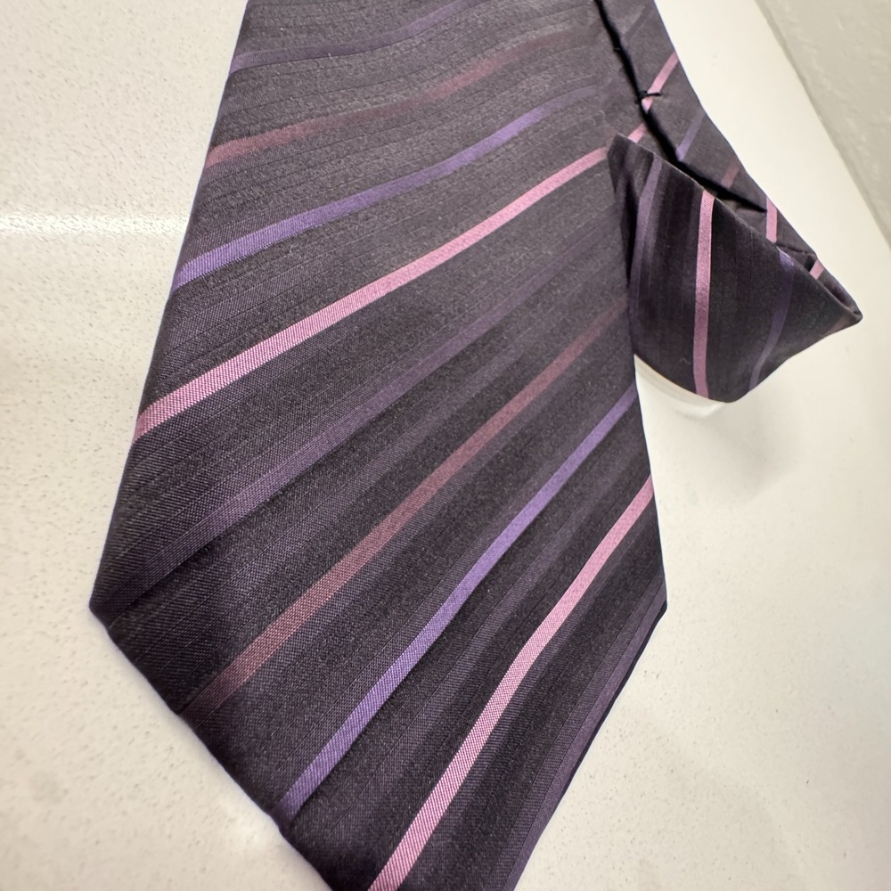 Hugo Boss Tie Purple Stripe Silk Italy Necktie Casual Multicolor Casual Preppy